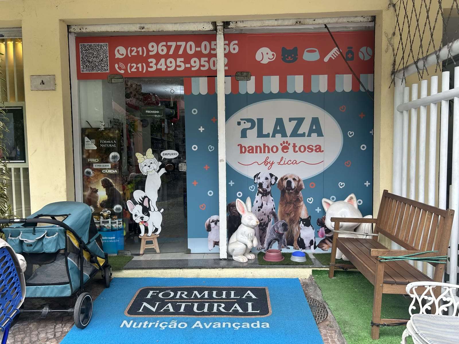 Fachada do Plaza Pet Laranjeiras na Rua das Laranjeiras, 154, loja A